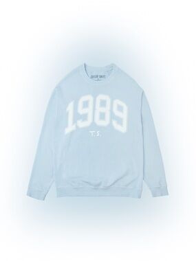 Taylor Swift | 1989 Light Blue Crewneck Sweatshirt | Women’s Size Large